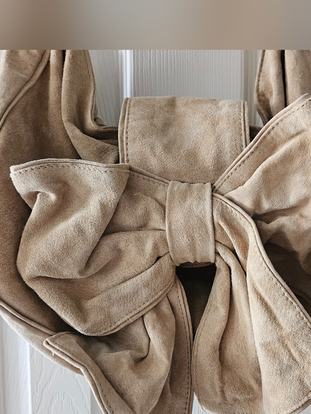 LizDen Vintage Suede Bow Hobo Shoulder Bag, EC - Picture 2 of 13